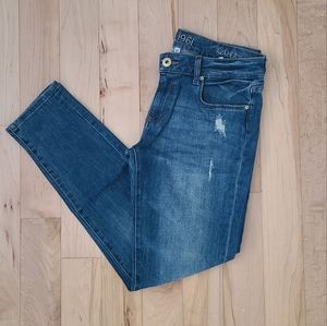 DL1961 Relaxed Skinny Jeans